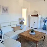 Villa Miod Malina -Wiselka Blisko Morza,Klimatyczne Pokoje,Taras,Cisza