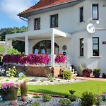 Villa Miod Malina -Wiselka Blisko Morza,Klimatyczne Pokoje,Taras,Cisza