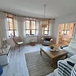 Villa Miod Malina -Wiselka Blisko Morza,Klimatyczne Pokoje,Taras,Cisza Privatunterkunft