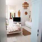 Homestay szállás Villa Miod Malina -Wiselka Blisko Morza,Klimatyczne Pokoje,Taras,Cisza *