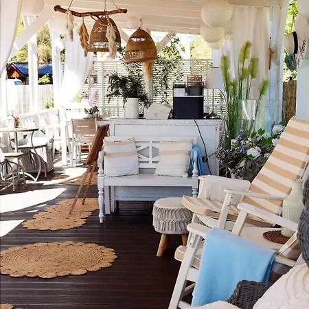 Miod Malina -wiselka ホームステイ